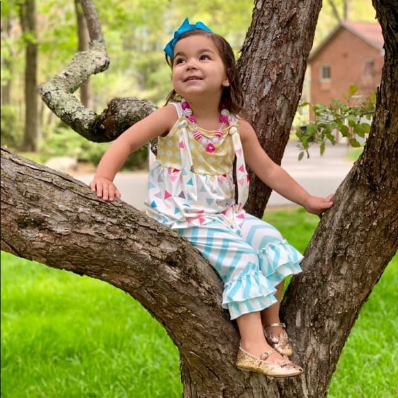 The Khi Capri Set - Picture 3 of 5